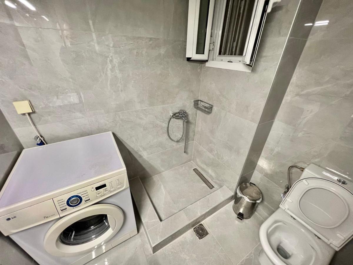 Victoria Grand Palace Apartments Atenas Exterior foto